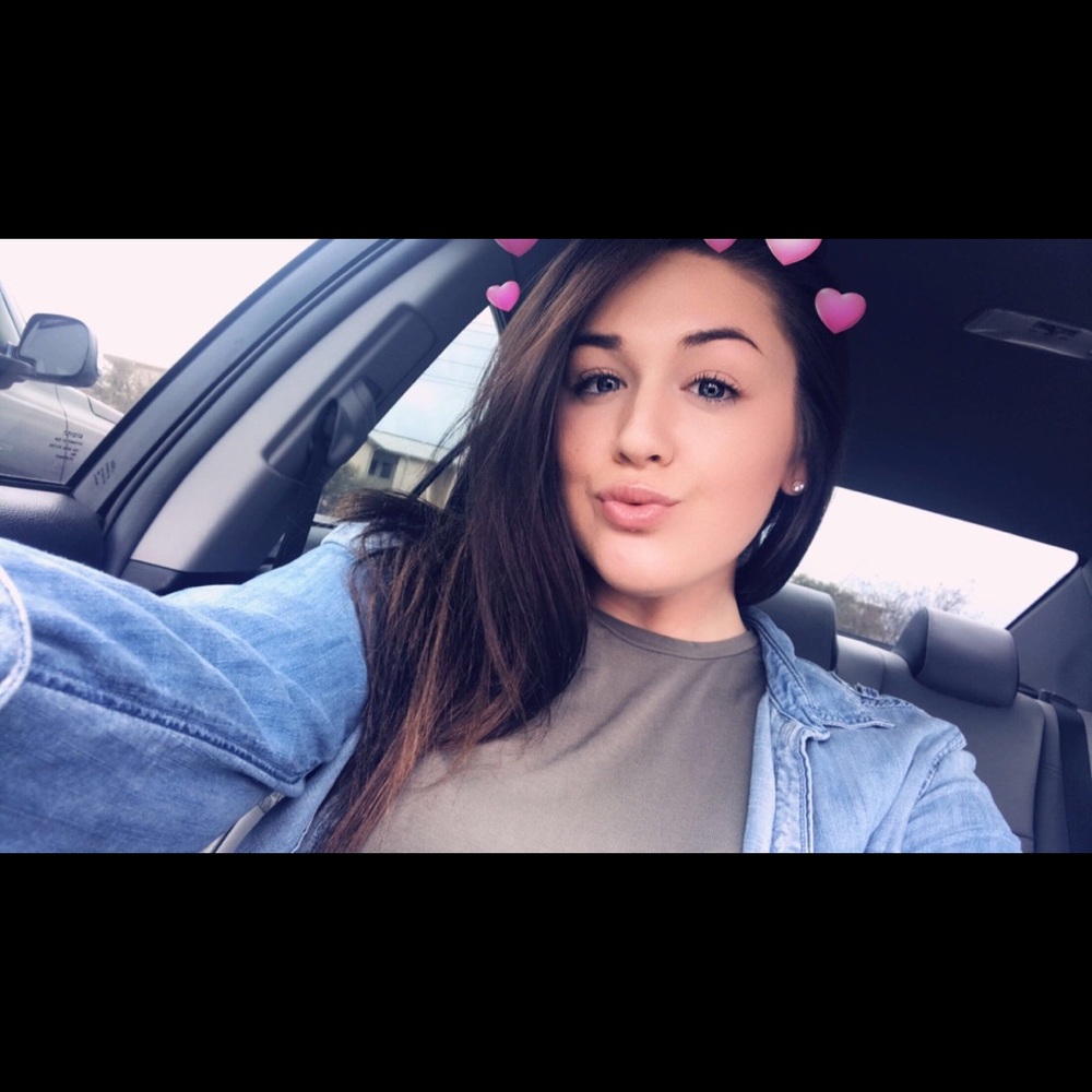 Meet your Posher, Breanna